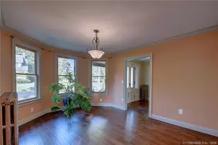 186 Raymond Rd, West Hartford, CT 06107 - Photo 9