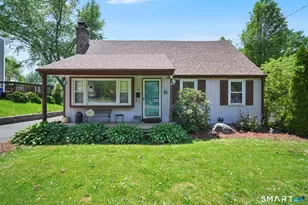 34 Tremper Dr, Wallingford, CT 06492 - Photo 1
