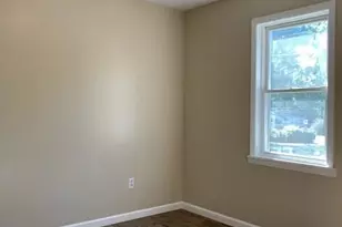 15 Krakow St, Derby, CT 06418 - Photo 19