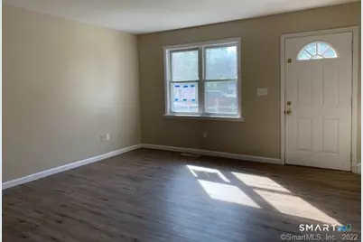 15 Krakow Street #B, Derby, CT 06418 - Photo 7