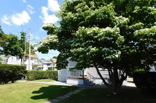 162 Helen St, Hamden, CT 06514 - Photo 3