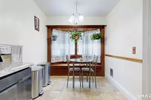 34 Cleveland Ave, Milford, CT 06460 - Photo 7