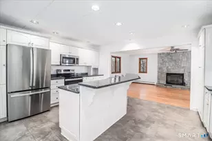 8 Pebble Ln, New Milford, CT 06776 - Photo 5
