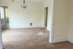 17-19 Baltimore St, Hartford, CT 06112 - Photo 9