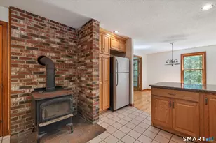 244 Paine Rd, Pomfret, CT 06259 - Photo 9