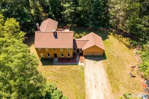 244 Paine Rd, Pomfret, CT 06259 - Photo 1