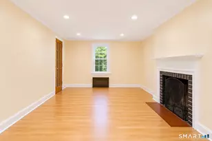 98 Woodmere Rd, West Hartford, CT 06119 - Photo 37