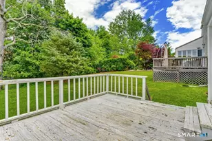98 Woodmere Rd, West Hartford, CT 06119 - Photo 11