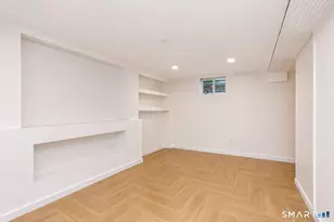 98 Woodmere Rd, West Hartford, CT 06119 - Photo 21