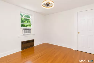 98 Woodmere Road, West Hartford, CT 06119 - Photo 31