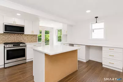 98 Woodmere Road, West Hartford, CT 06119 - Photo 19