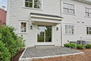 195 S Water St, Greenwich, CT 06830 - Photo 23