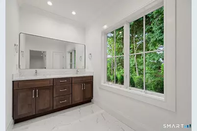 195 S Water Street, Greenwich, CT 06830 - Photo 15