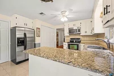 17 Briar Hill Road, Avon, CT 06001 - Photo 27