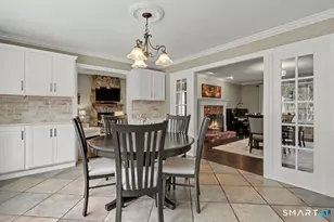 9 Hedge Meadow Ln, Newtown, CT 06470 - Photo 17