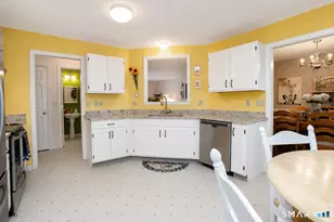 26 Fox Hollow, Avon, CT 06001 - Photo 9