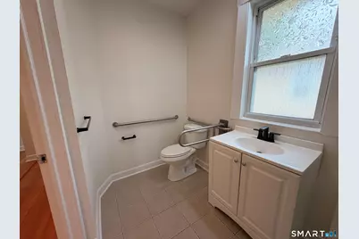 154 Hemingway Avenue, East Haven, CT 06512 - Photo 23