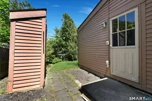 14 E Lake Dr, Middletown, CT 06457 - Photo 31