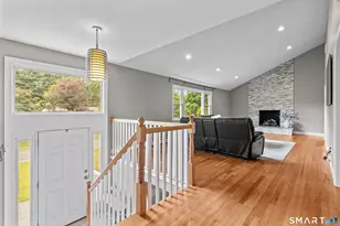 115 Craigemore Cir, Avon, CT 06001 - Photo 5