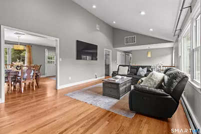 115 Craigemore Circle, Avon, CT 06001 - Photo 3