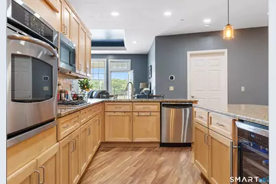 60 Maple Street #32, Branford, CT 06405 - Photo 9