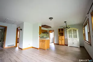 197 Lee Farm Dr, Southbury, CT 06488 - Photo 5