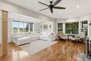 3 Middle St, Waterford, CT 06385 - Photo 9