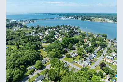 3 Middle Street, Waterford, CT 06385 - Photo 29