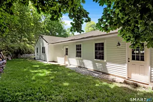 8 Woodchuck Ct, Norwalk, CT 06854 - Photo 17