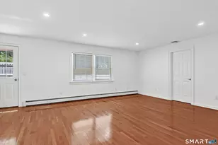 8 Woodchuck Ct, Norwalk, CT 06854 - Photo 11