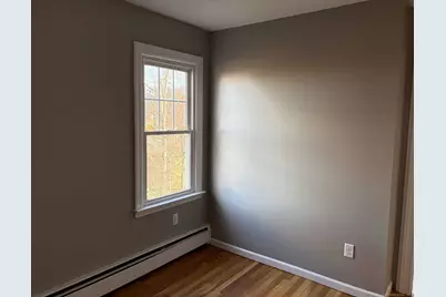 724 Middletown Avenue #2nd fl, New Haven, CT 06511 - Photo 5