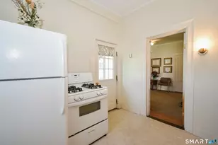 30 Vine St, New Britain, CT 06052 - Photo 17