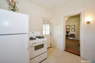 30 Vine Street, New Britain, CT 06052 - Photo 17
