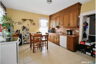 30 Vine Street, New Britain, CT 06052 - Photo 25