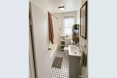 97-99 Beacon Street #3rd fl, Hamden, CT 06514 - Photo 7