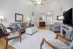 174 Thistle Pond Dr, Bloomfield, CT 06002 - Photo 9