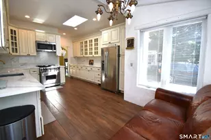 292 Naugatuck Ave, Milford, CT 06460 - Photo 17