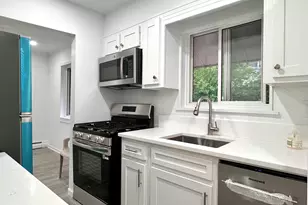 208 Flax Hill Rd, Norwalk, CT 06854 - Photo 3