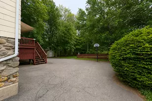 449 Oakville Ave, Waterbury, CT 06708 - Photo 13