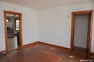 376 Broad St, New Britain, CT 06053 - Photo 19
