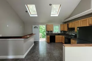 24 Macarthur Ct, Bristol, CT 06010 - Photo 11