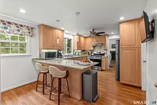 15 Ledgecrest Terrace, Manchester, CT 06040 - Photo 3