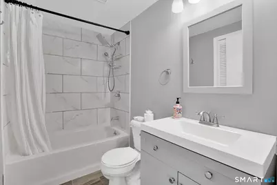 4 King Court, Enfield, CT 06082 - Photo 17