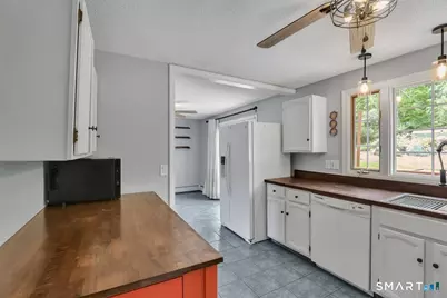 445 Windham Avenue, Colchester, CT 06415 - Photo 9