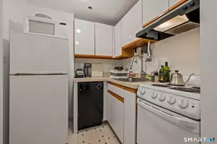 124 Court St, New Haven, CT 06510 - Photo 9