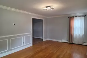 64 Wislock St, Waterbury, CT 06705 - Photo 3