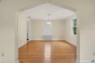 85 Eastlawn St, Fairfield, CT 06824 - Photo 9