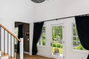106 Pond Rd, Stamford, CT 06902 - Photo 3
