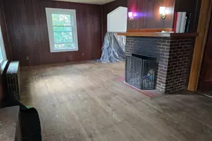 14 Center Ct, Newington, CT 06111 - Photo 7