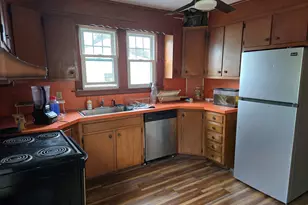 14 Center Ct, Newington, CT 06111 - Photo 15